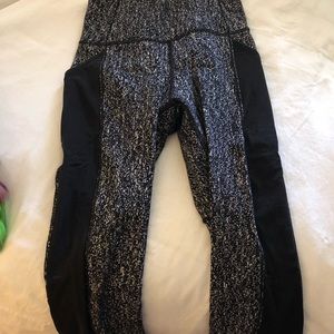 Lululemon workout pants